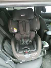 Продам автокрісла recaro zero