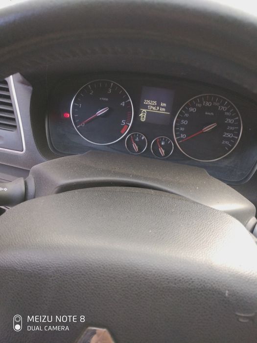 Продам RENAULT Laguna 3