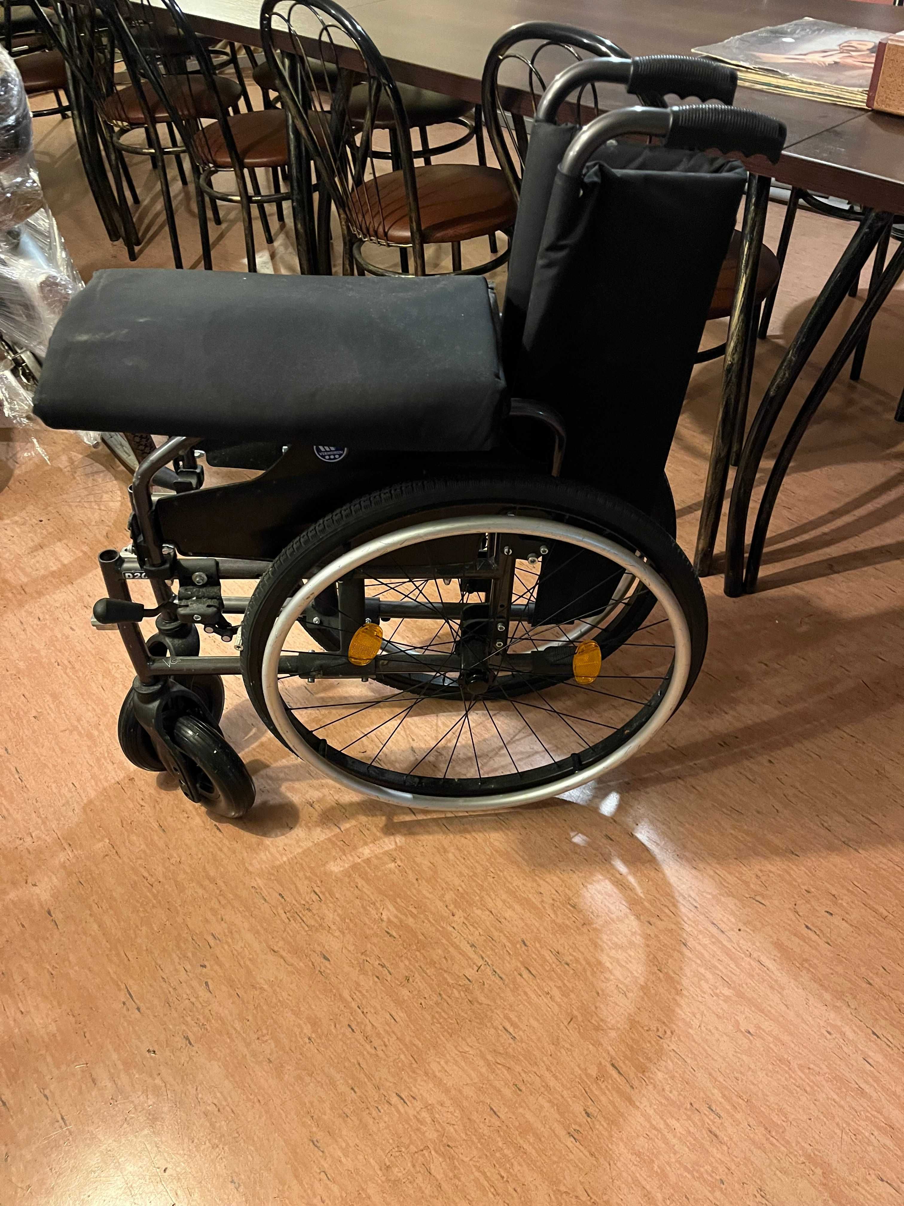wózek inwalidzki Belgijski nowy w opakowaniu+ 4 używane wózki