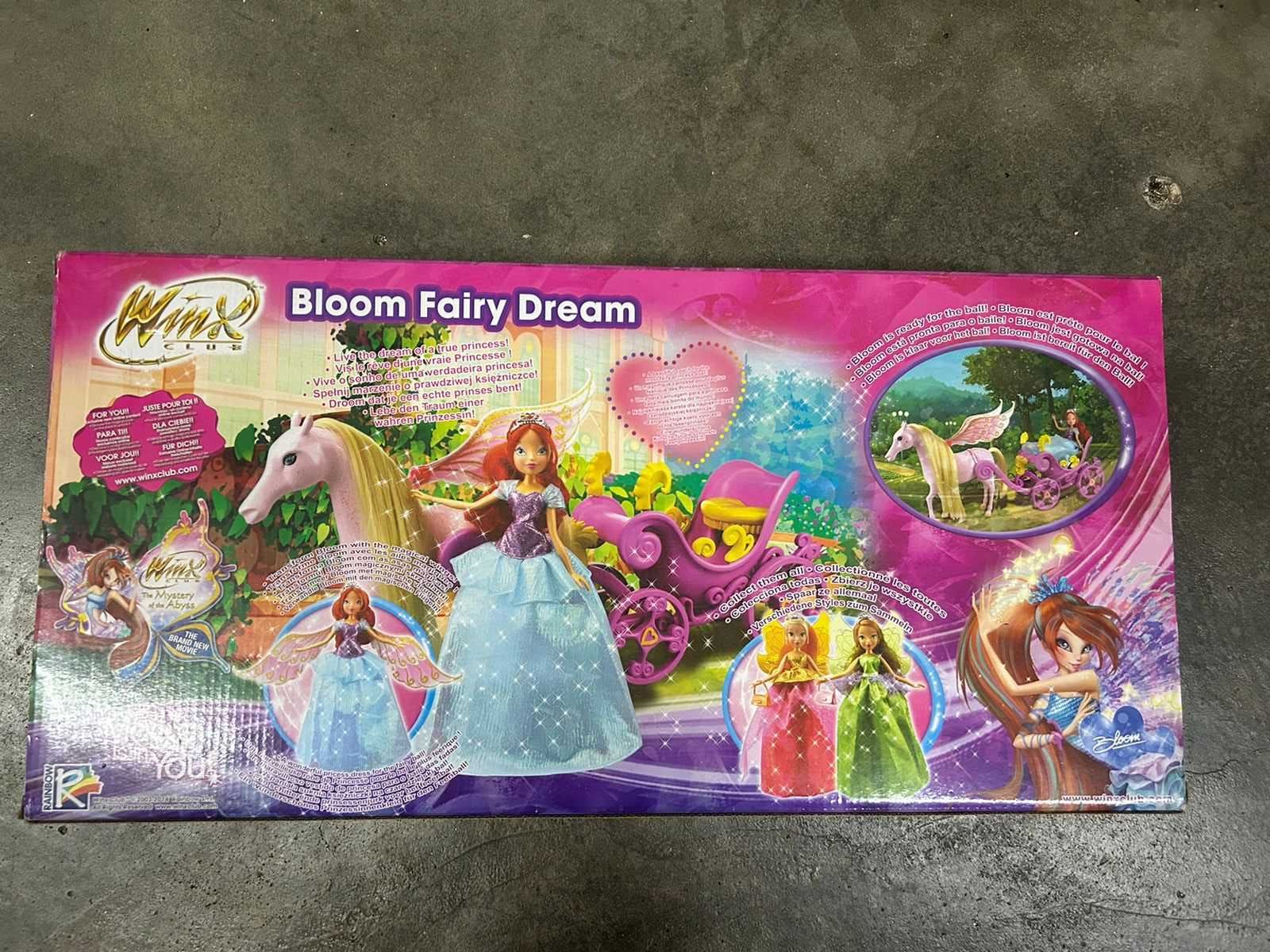 Carruagem Bloom Fairy Dream com boneca