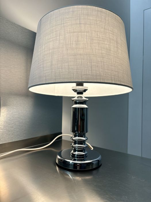 Elegancka Francuska Vintage Lampka Polerowany Chrom z lat 1970tych Top