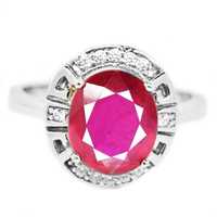 Серебряное кольцо с розово-красным рубином 10х8мм. Размер 17.75