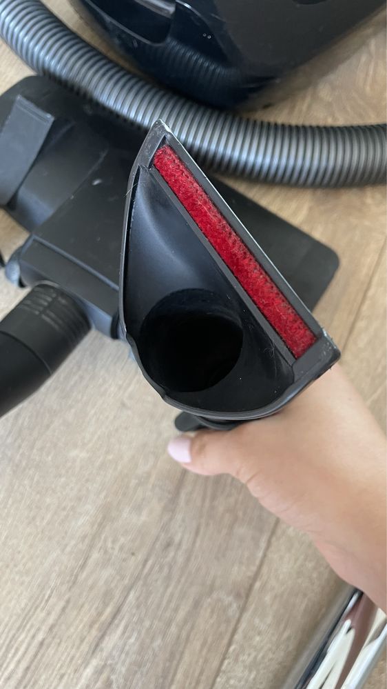 Пилосос Mirta VC-6500