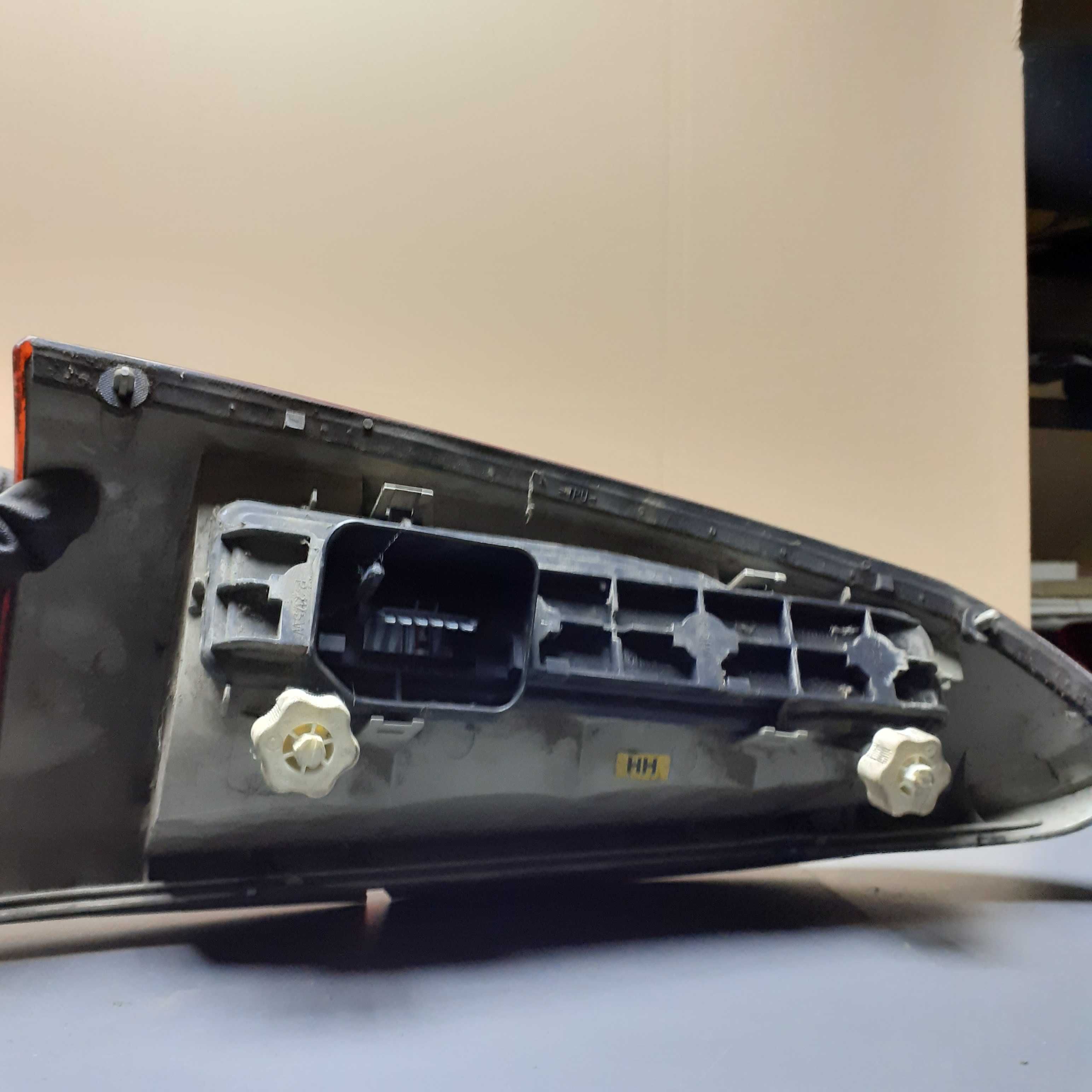 Lampy tylne Opel Astra G II Kombi