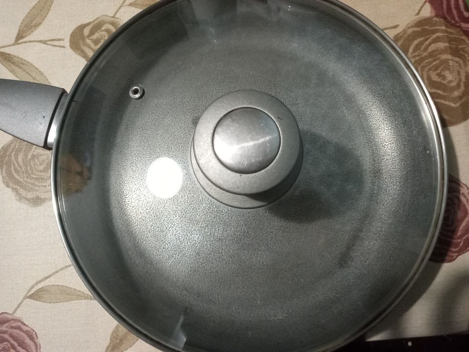 Сковородки Lessner