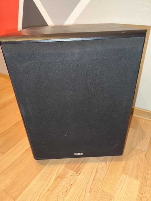 Subwoofer magnat 302a