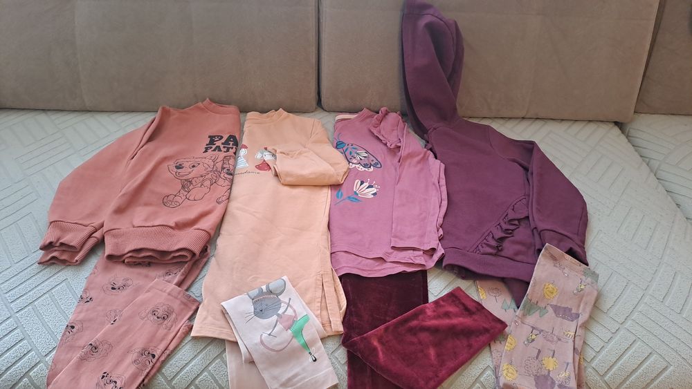 Paka ubrań dla dziewczynki w rozm. 116-122  na jesień/zima