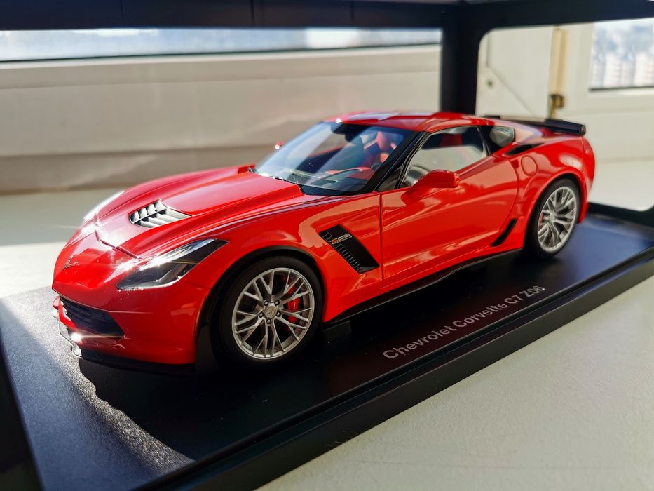 Модели 1:18 AUTOart в ассортименте 6 шт цены разные