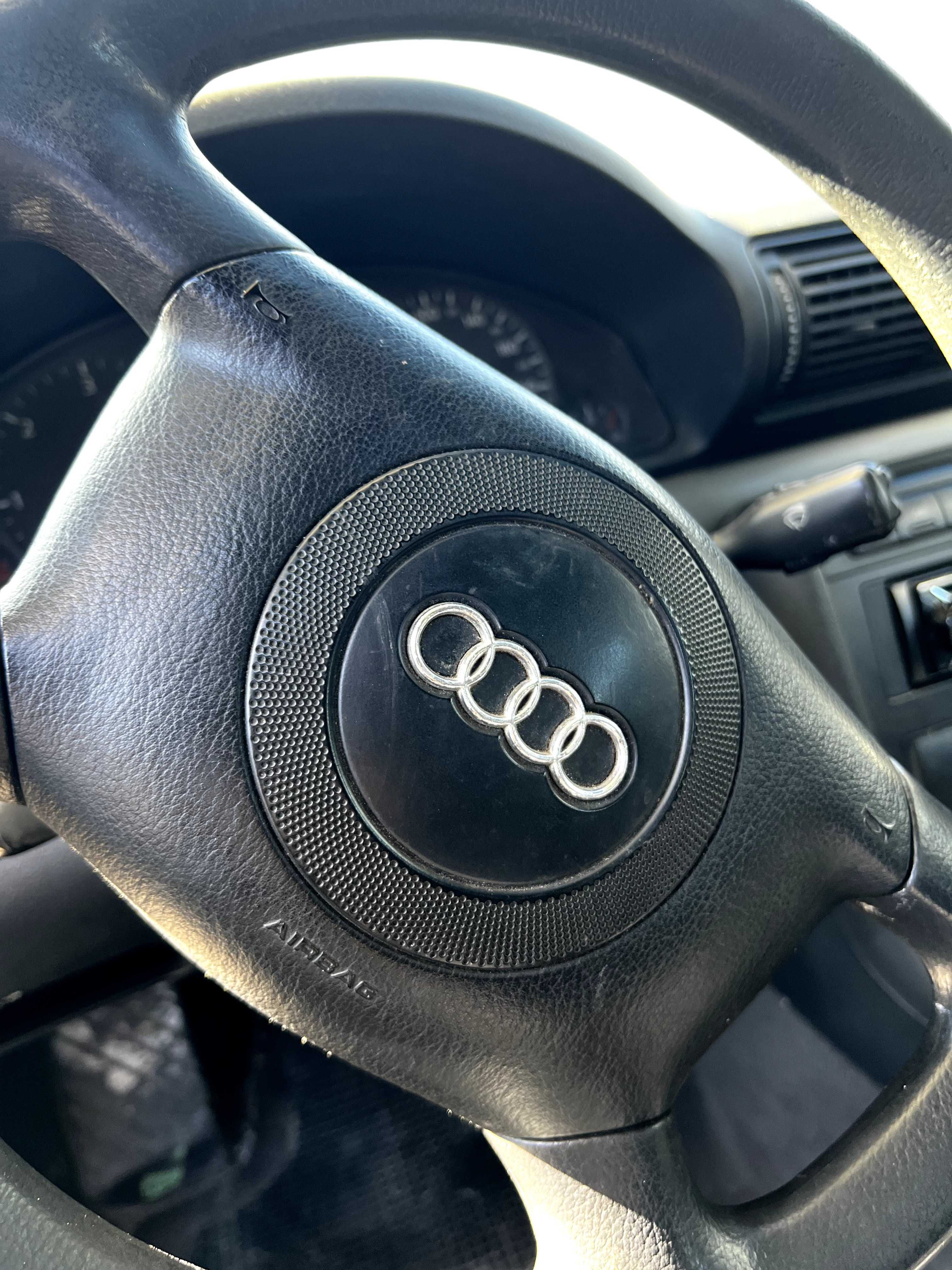 AUDI A4  Ano 2000