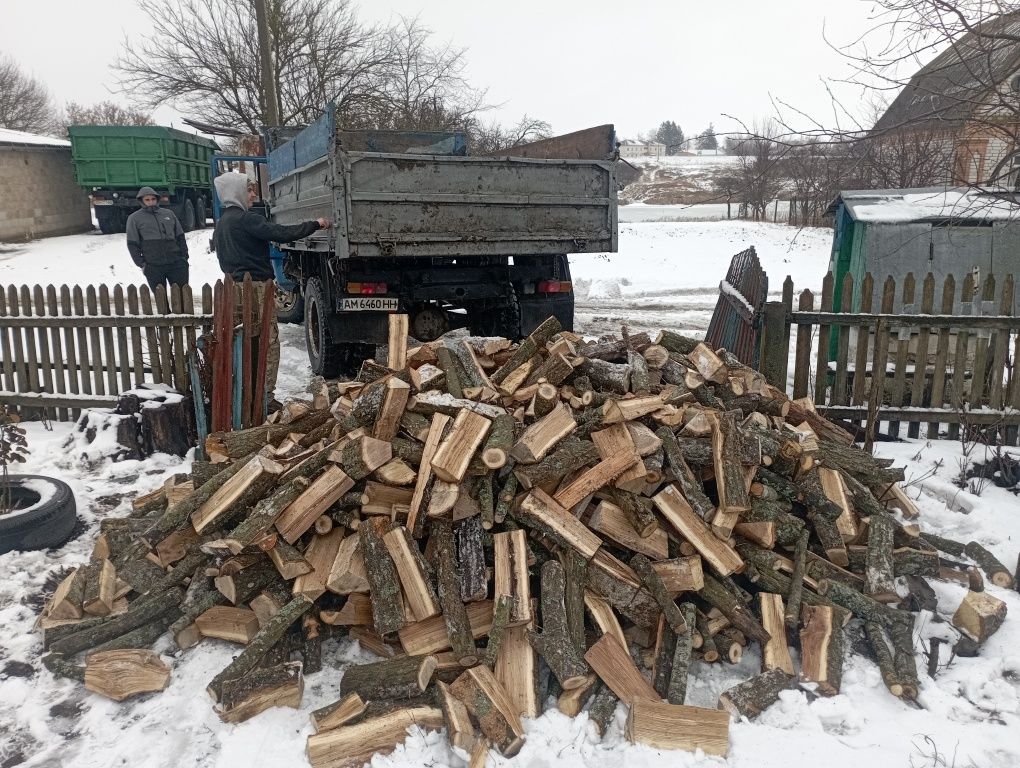 Дрова рубані опт і роздріб ціна супер