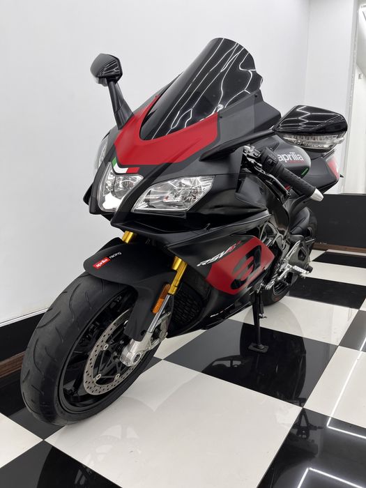Aprilia RSV4 1000 Factory RR RF Akrapovic S1000 cbr zx10 R1 Niemcy