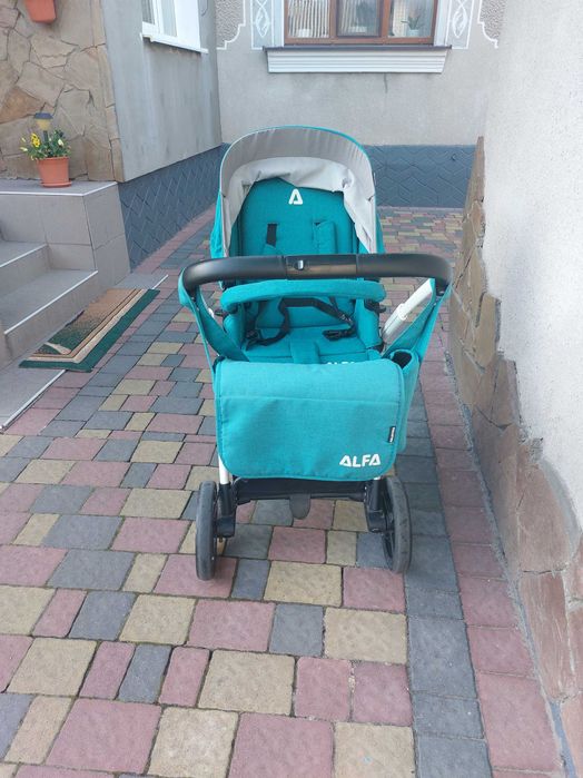 Дитяча коляска 2 в 1 в ідеальному стані