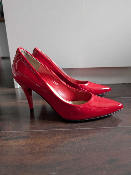 Buty szpilki czerwone 37