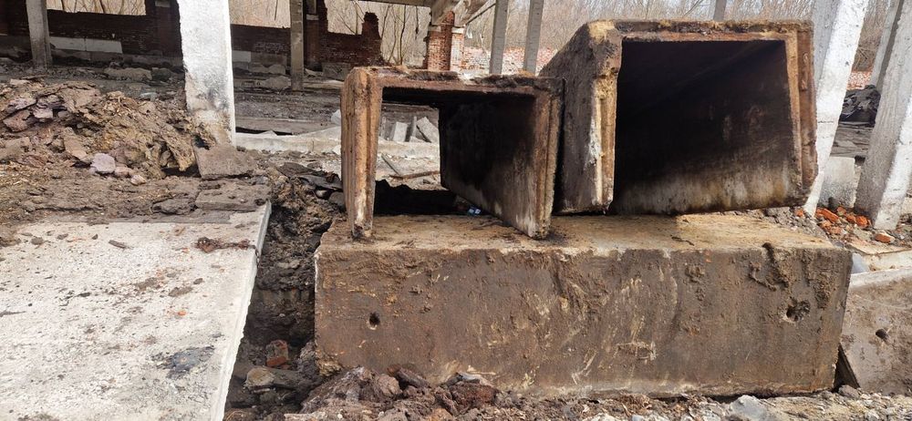 Лоток железобетонный, бетонные кормушки