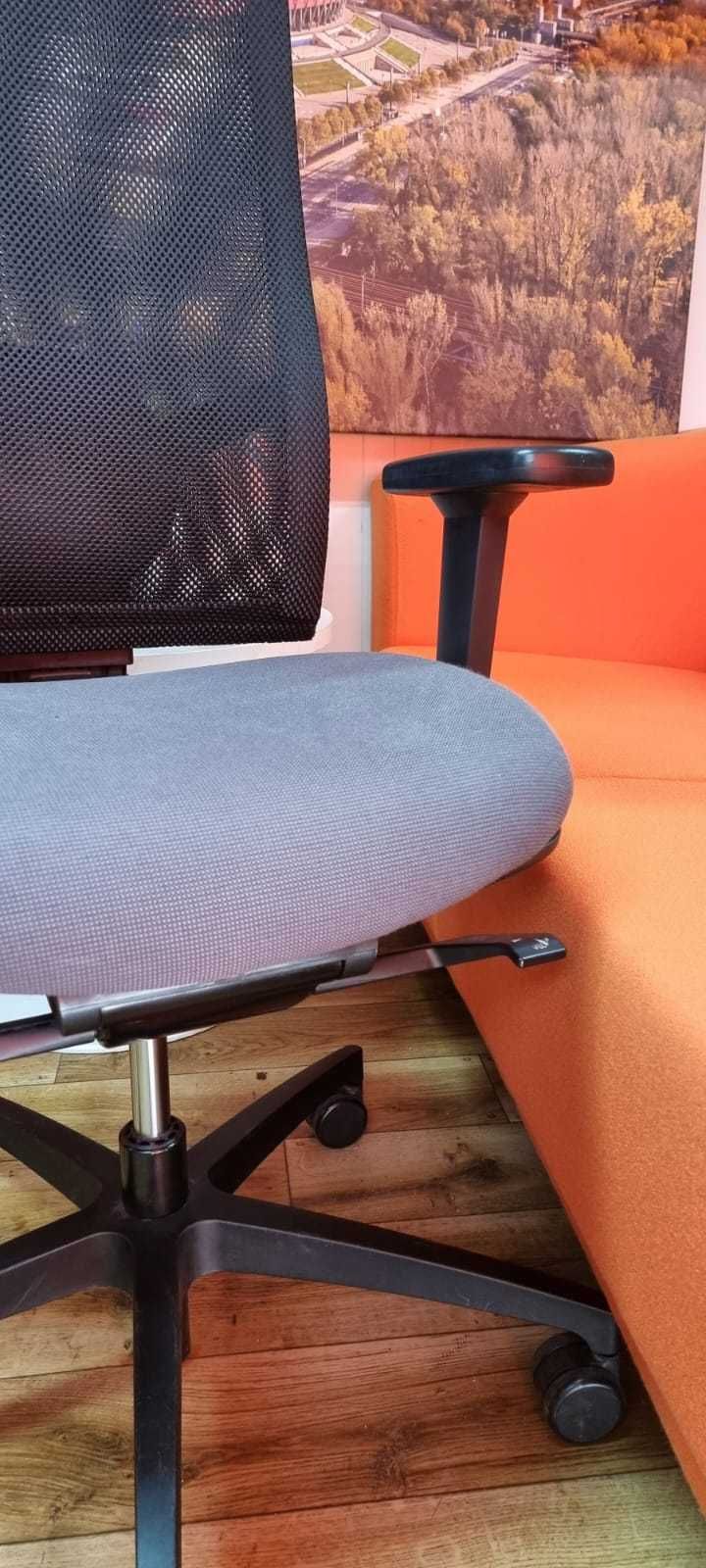 Obrotowe krzesło biurowe fotel biurowy Dauphine