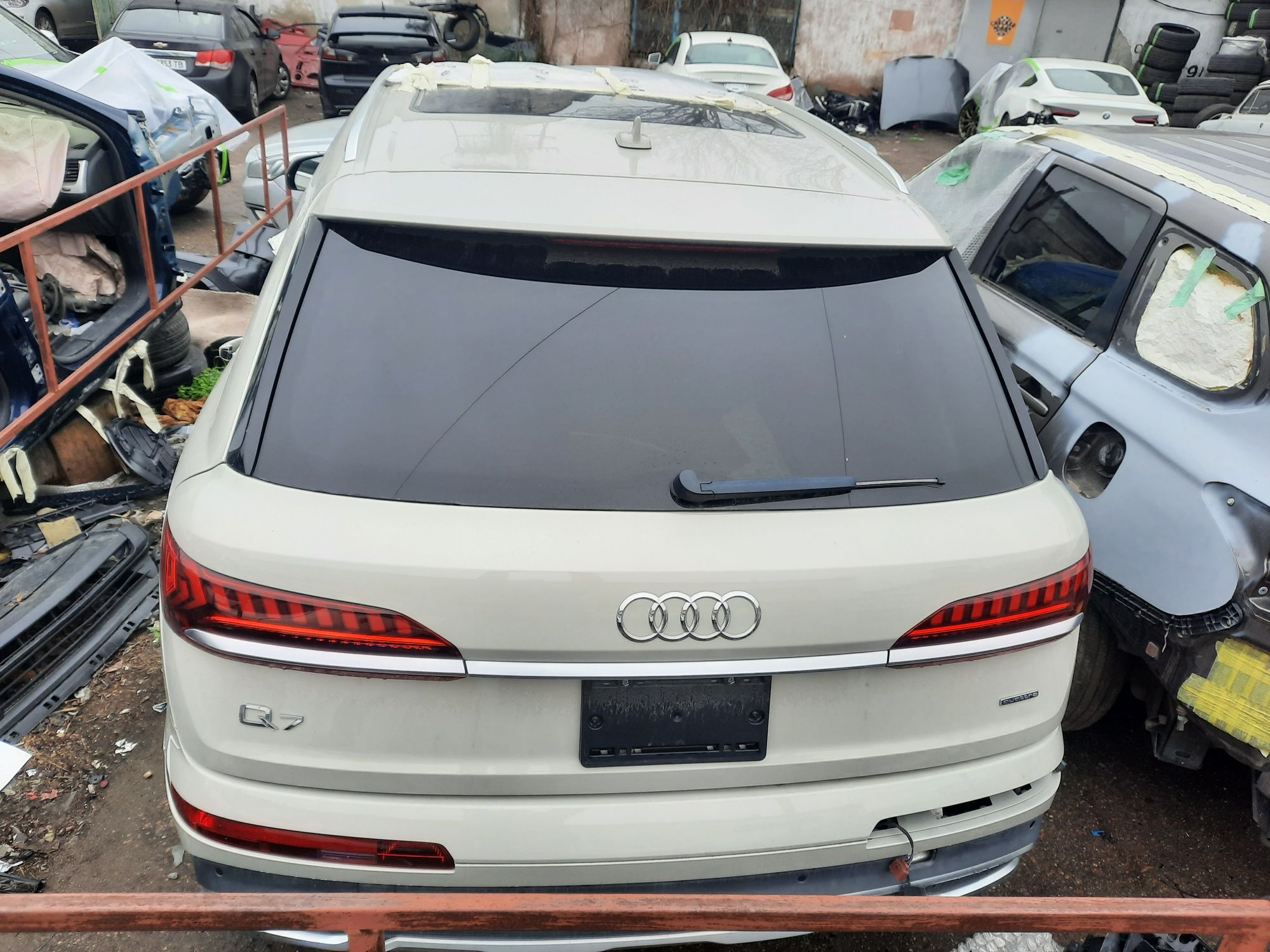 ШРОТ разборка Audi Q7 premium 2021 3.0 usa