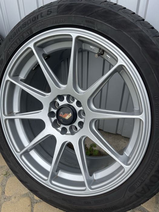 Felgi JR11 R17 + Opony Uniroyal Rainsport 5 235/45 R17