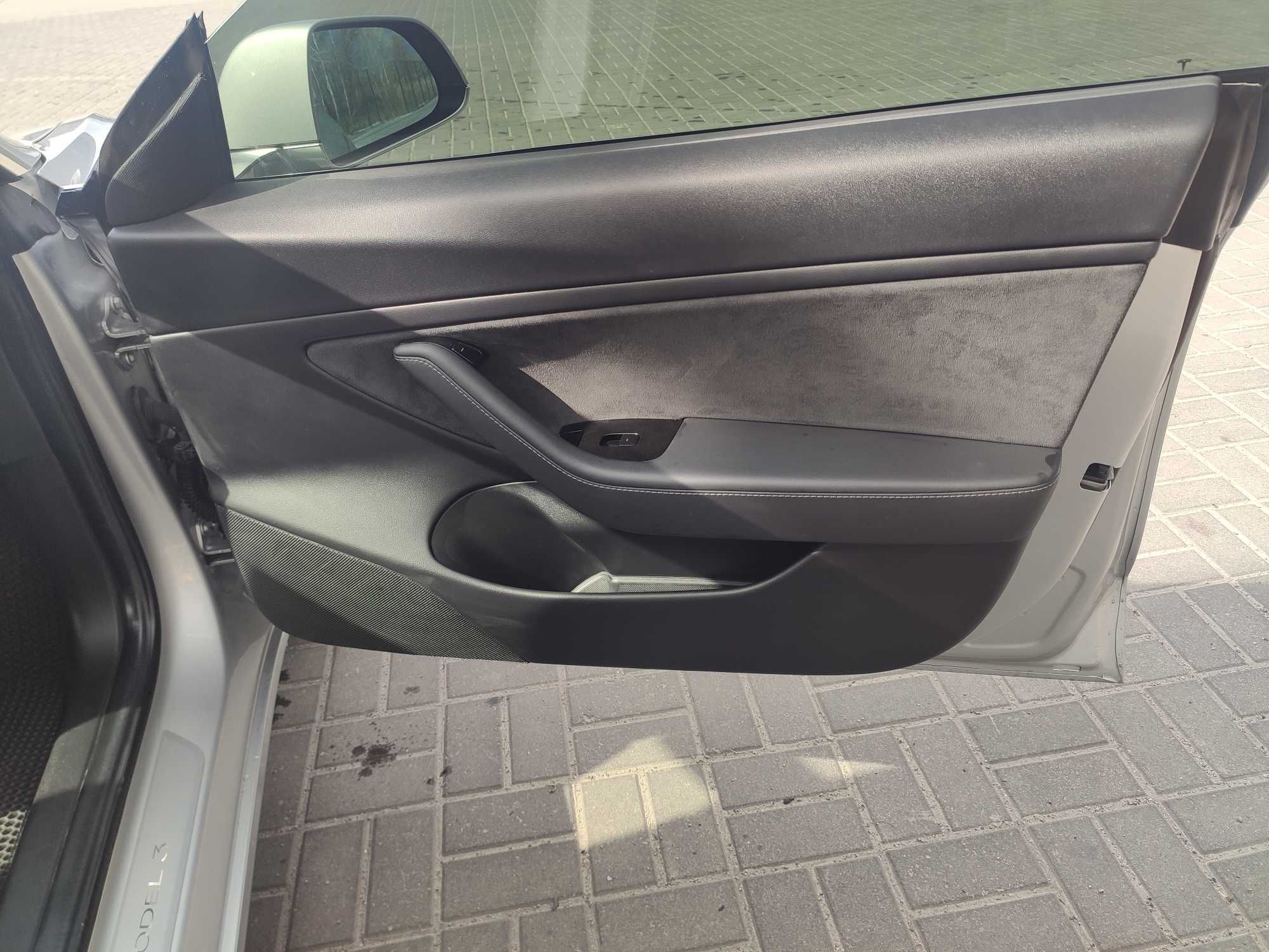 Tesla Model 3 Long Range