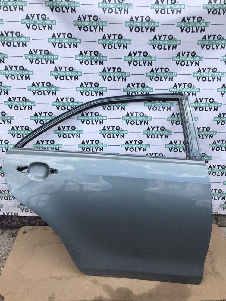 Дверь двери Toyota Camry 40 50 55 70 камри тойота шрот разборка