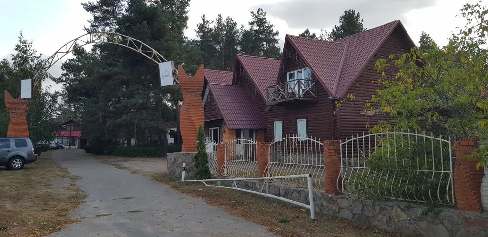 Готельно-ресторанний комплекс 40сот.; S-507м2 (Блакитне озеро).
