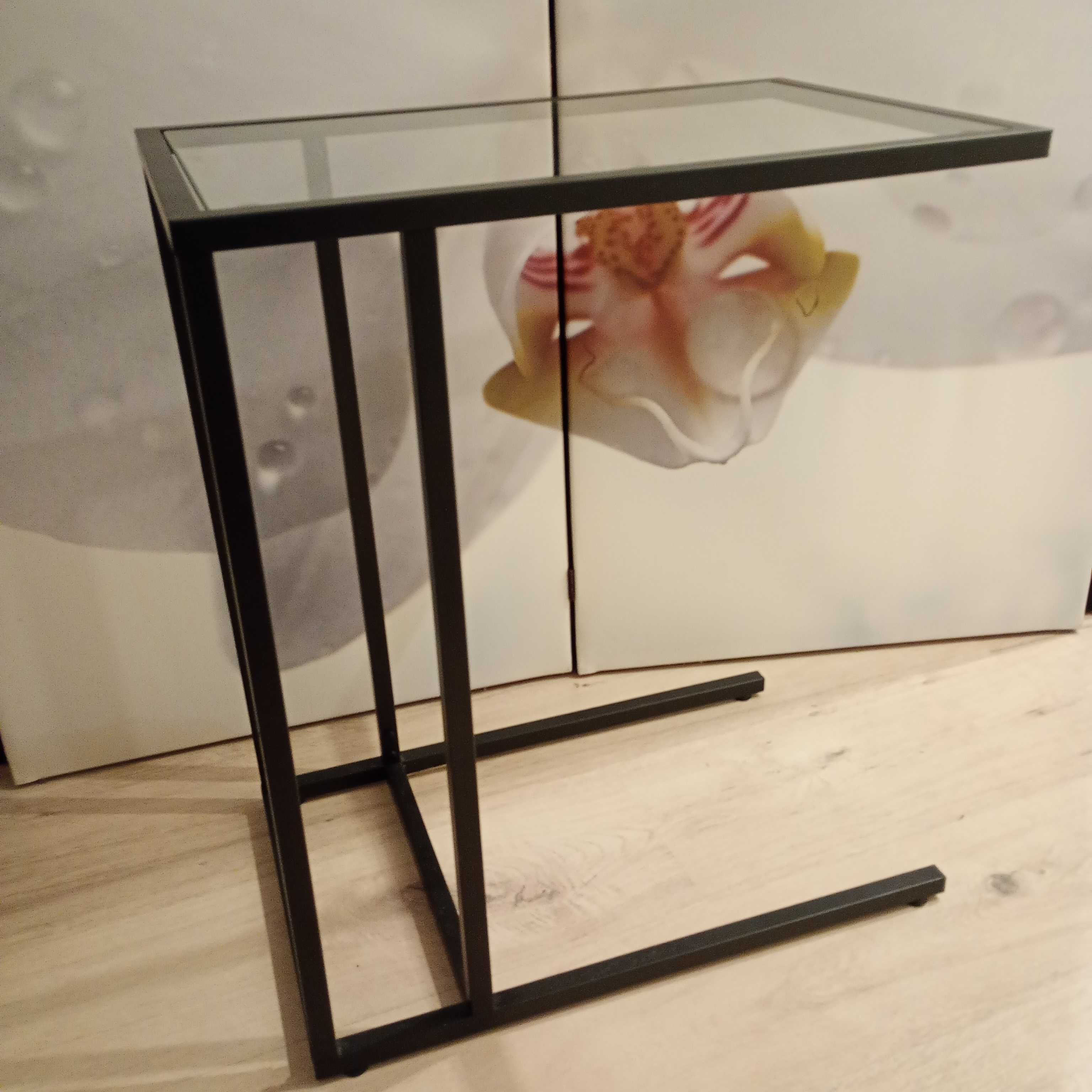 Stolik pod laptopa