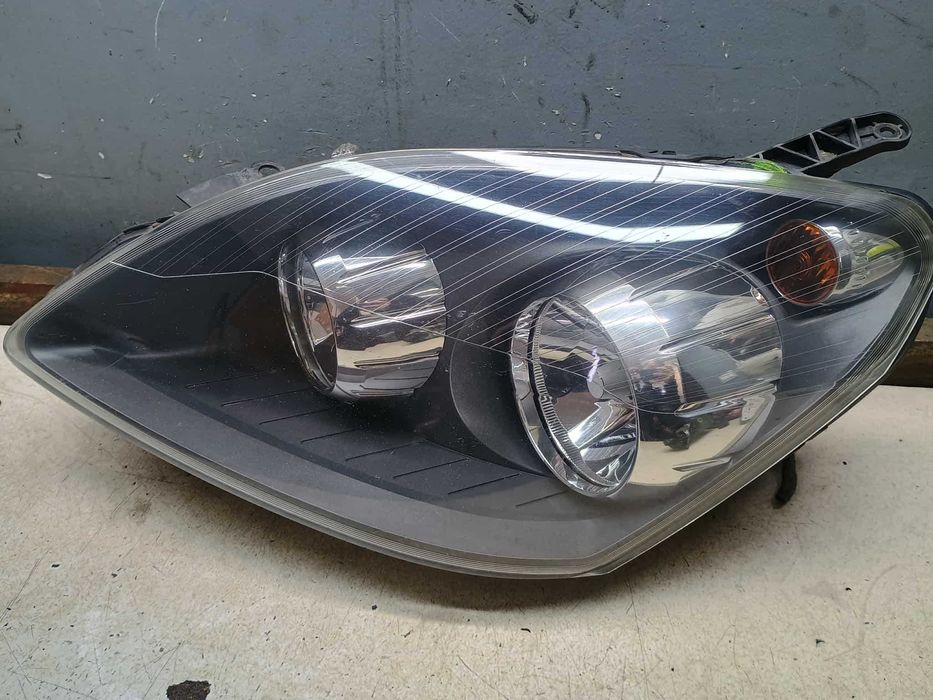 Lampa Lewy Przód Lewa Przednia Opel Zafira B ŁADNA ORYGINAŁ !!