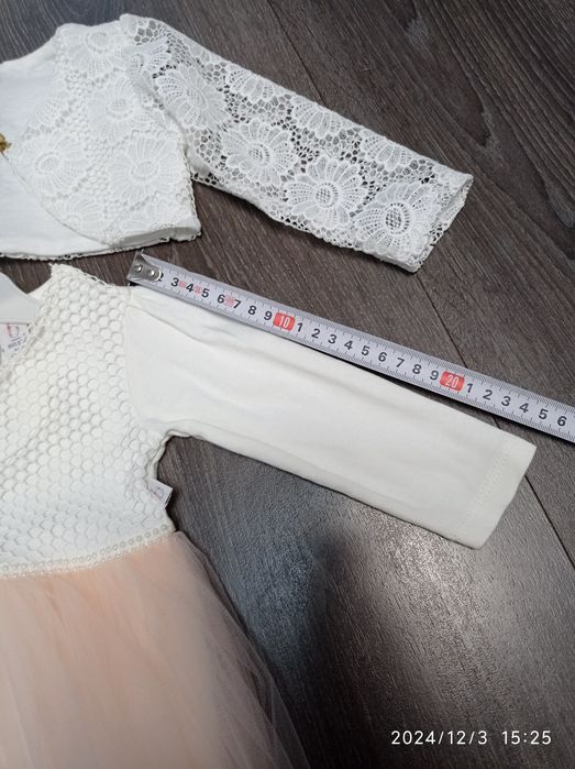 Сукня святкова для дівчинки 80