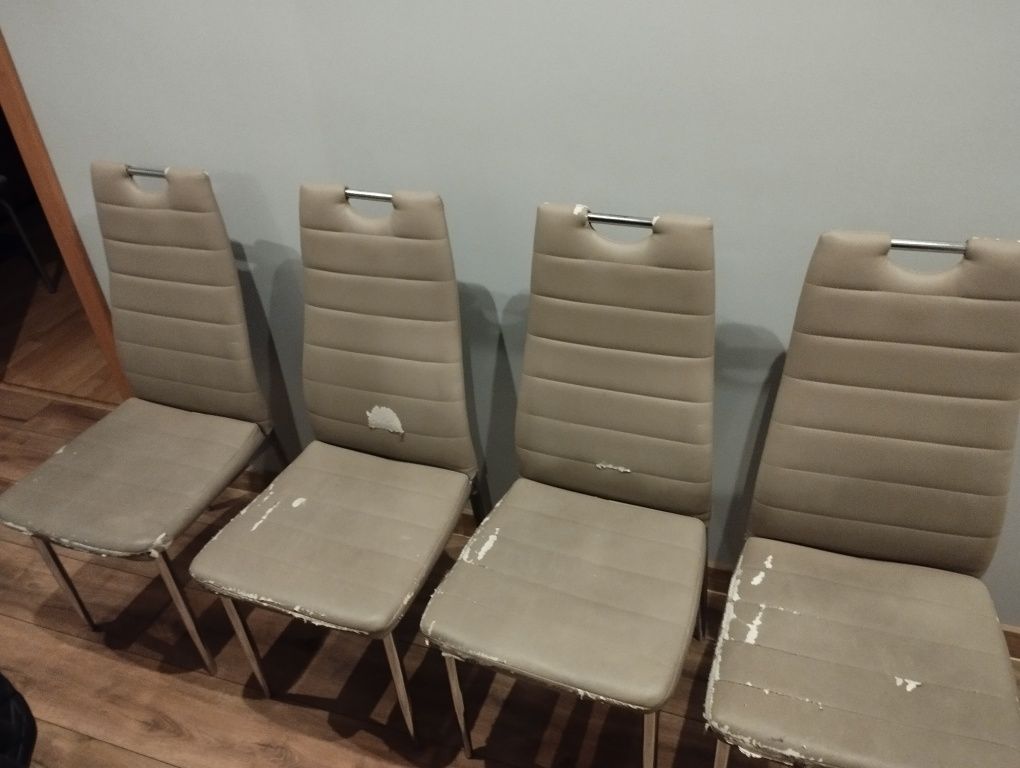 Krzesła  używane