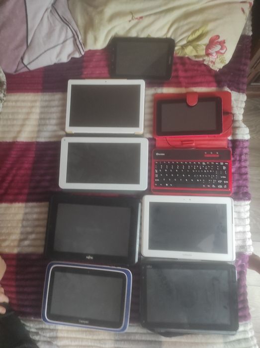 Продам планшети  ціна за все