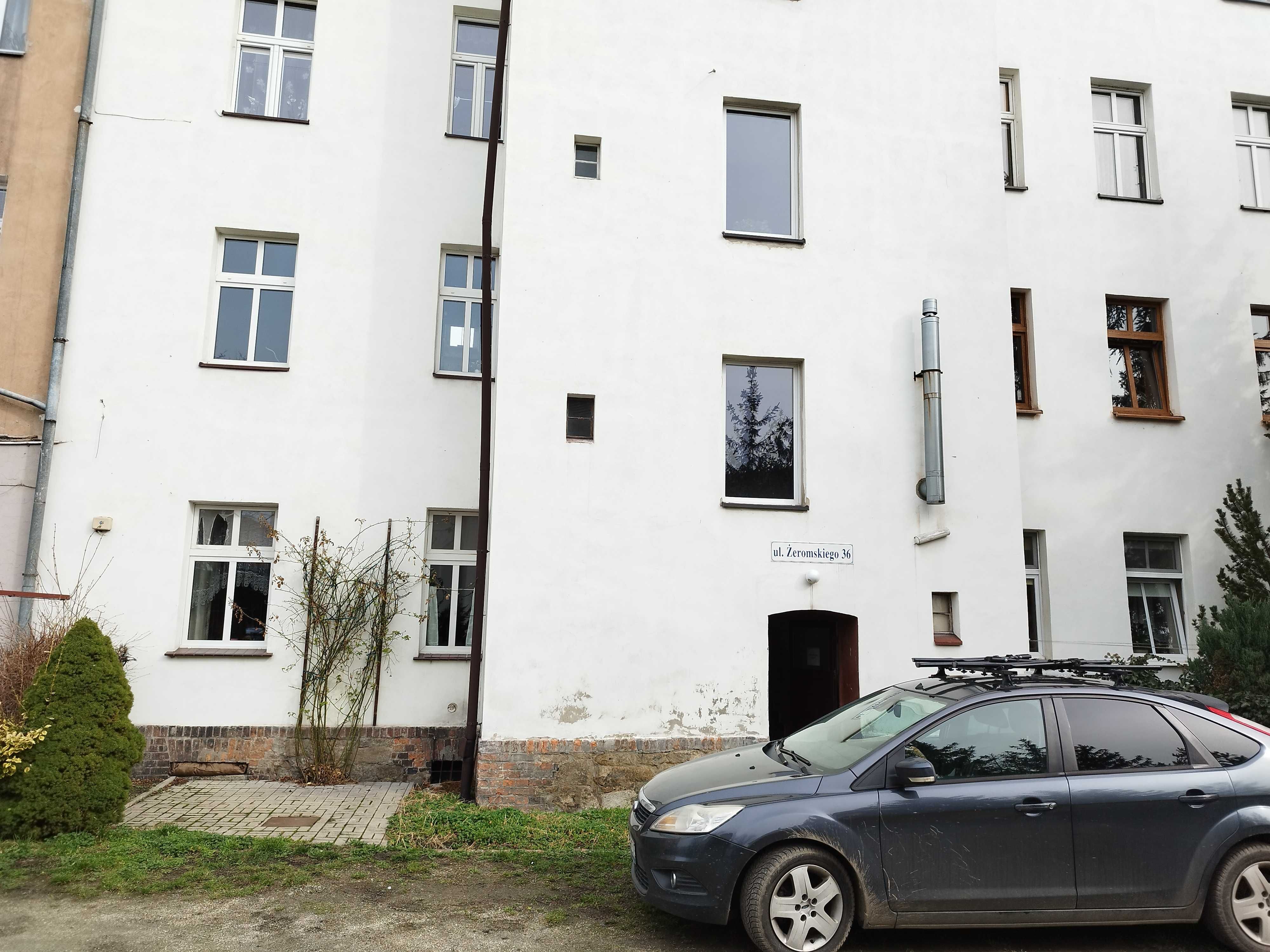 Sprzedam ładne pełno rozkładowe mieszkanie w centrum Świdnicy