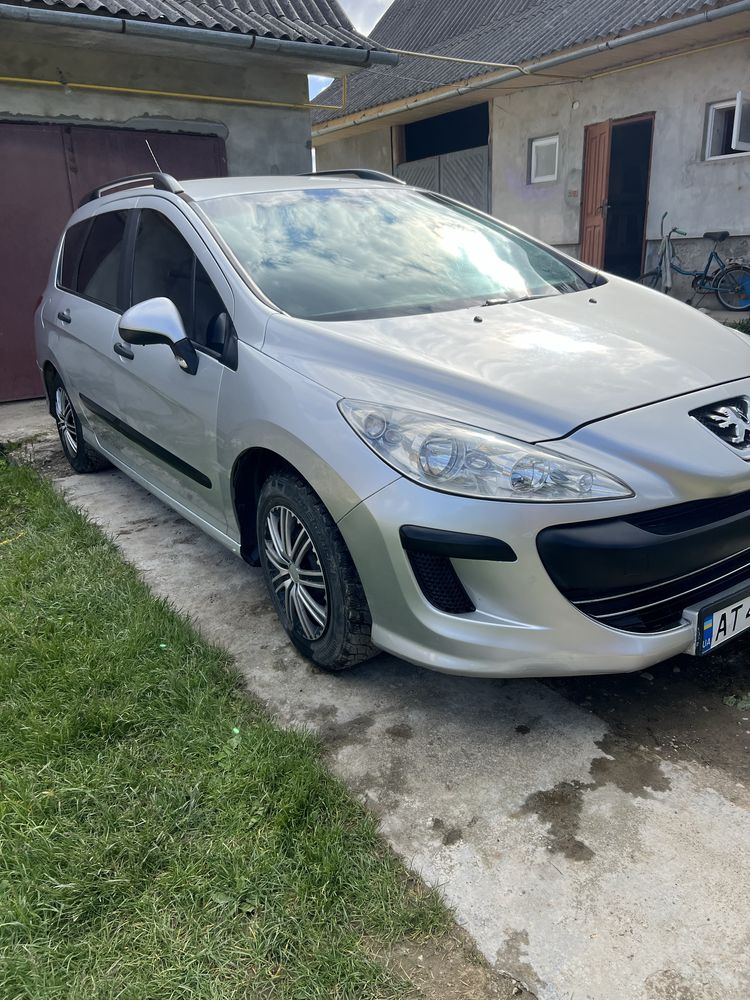 Продам пежо 308sw 2010