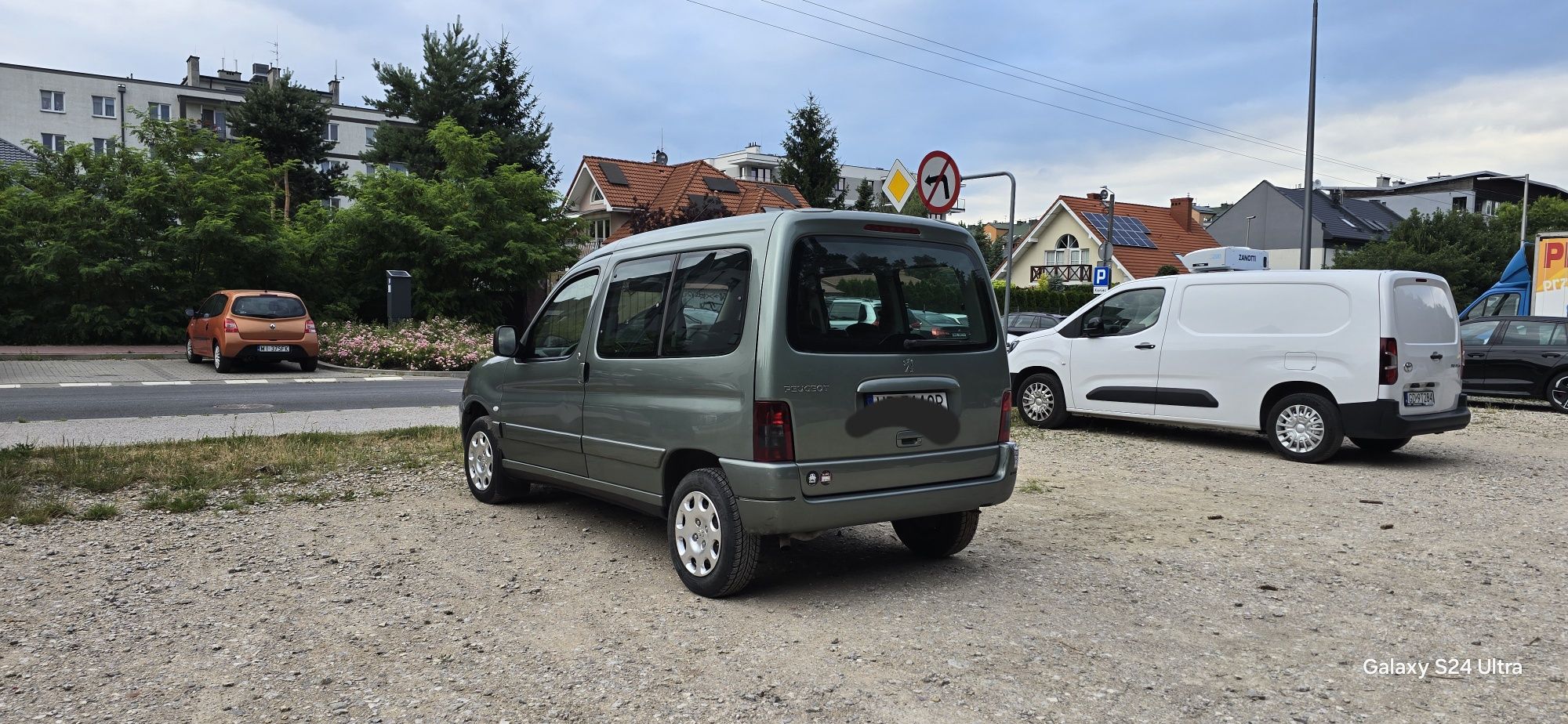 2006r 2.0HDI  Peugeot Partner  klima Bdb
