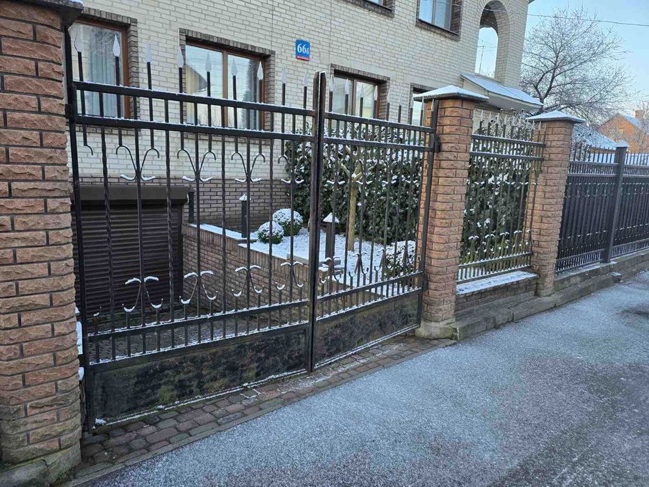 Продається паркан кований б/у