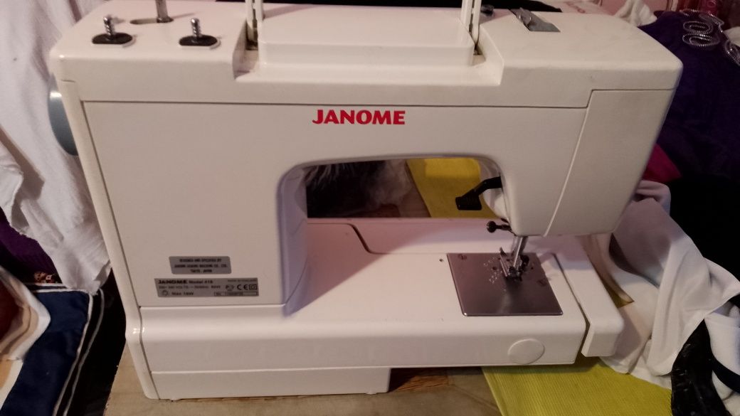 Швейна машинка Janome 415