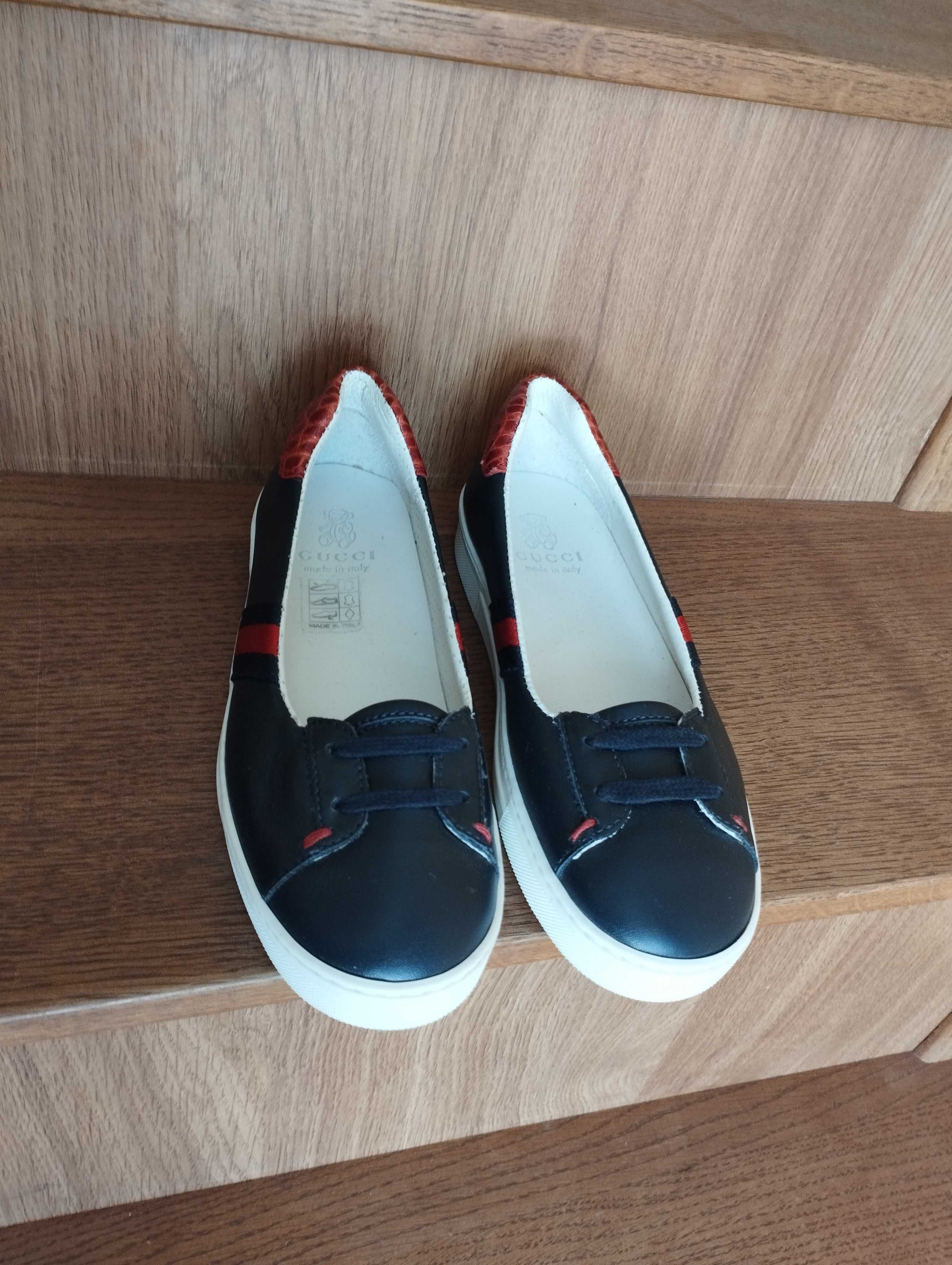 Туфлі gucci для дівчинки оригінал нові р.31