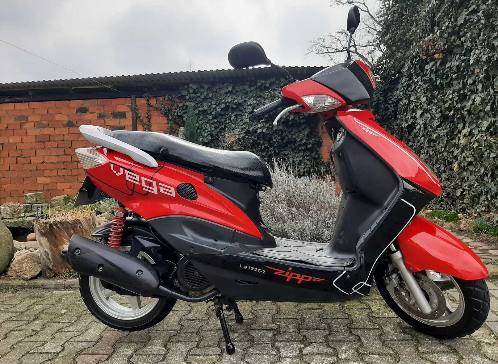 Zadbany skuter Zipp Vega 125ccm 4t 2007r 1wł tylko 4512km