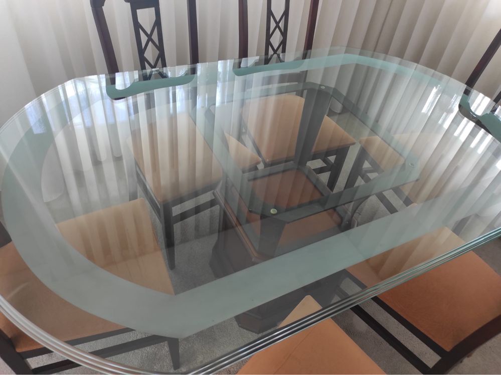 Mesa + Cadeiras (Opção de Compra Separada)