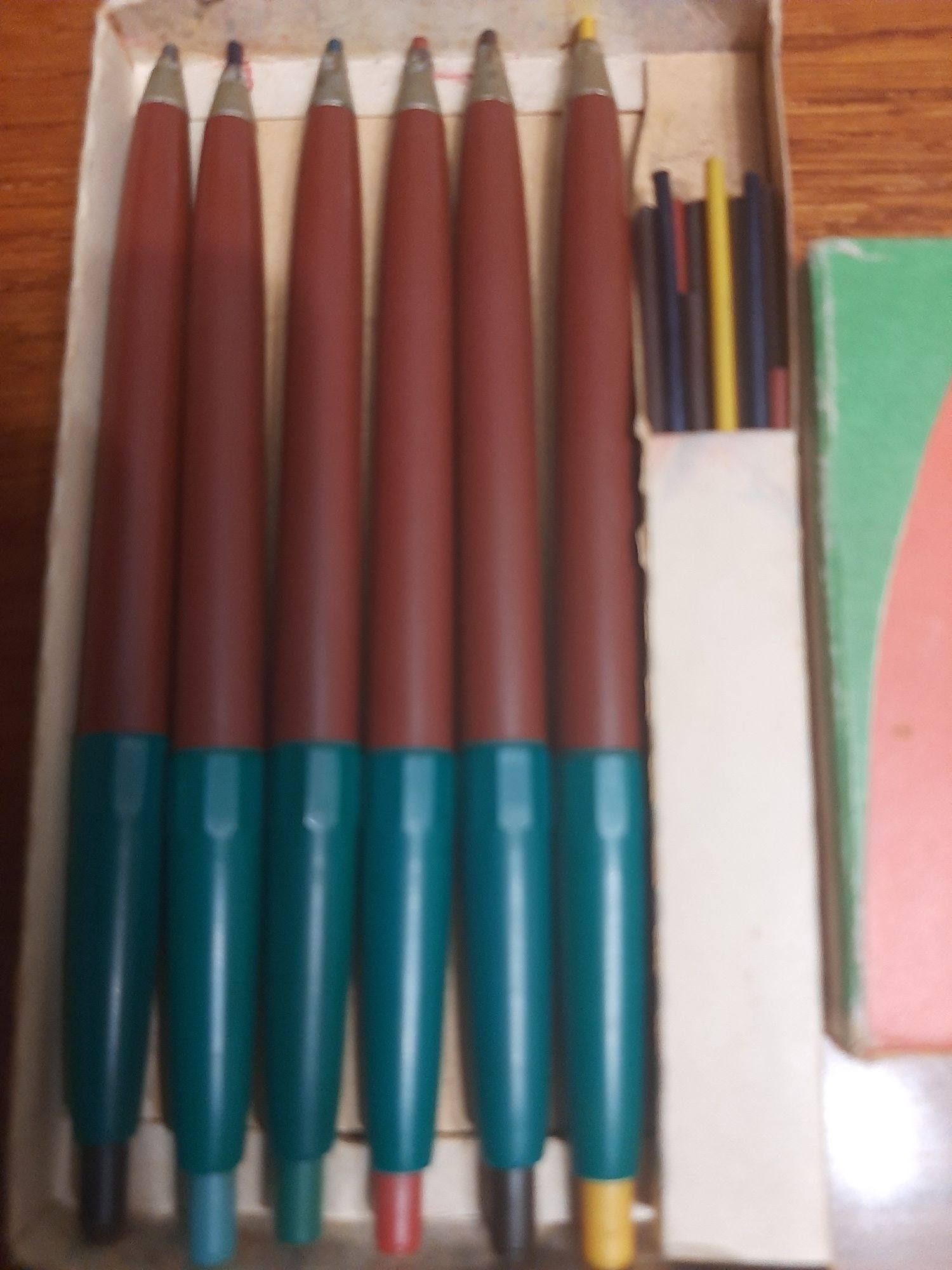 Набор цветных механических карандашей ссср 1976