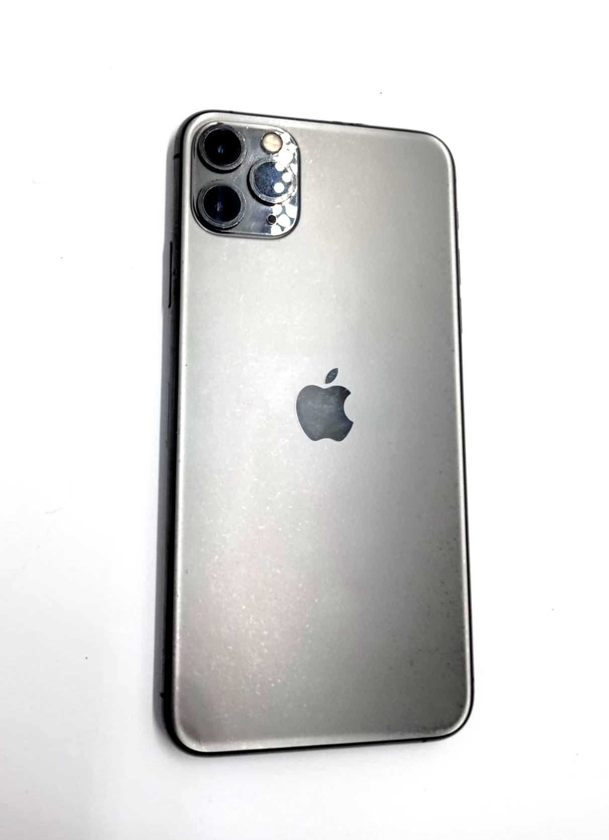 Telefon smartphone Apple iphone 11 pro max zablokowany