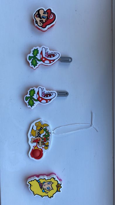 Brinquedos de Kinder Ovo