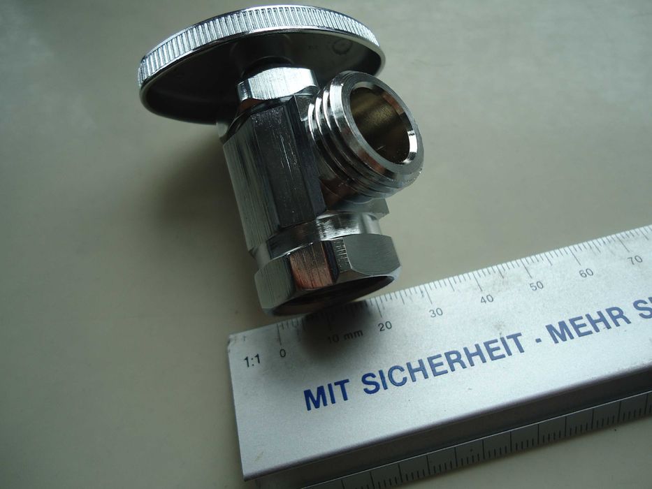 Zawór zaworek wody nowy