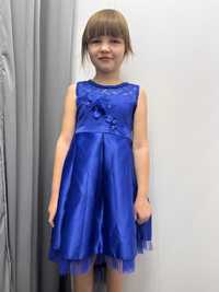 Niebieska dziecięca sukienka roz.120cm