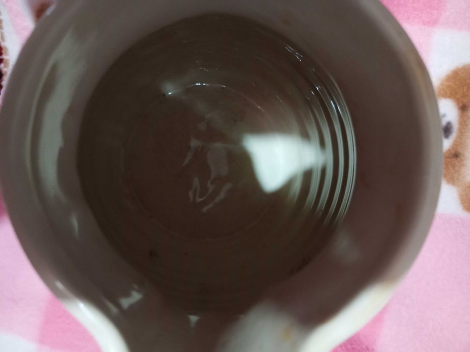 Jarra com curvas, bege, cerâmica (17cm)