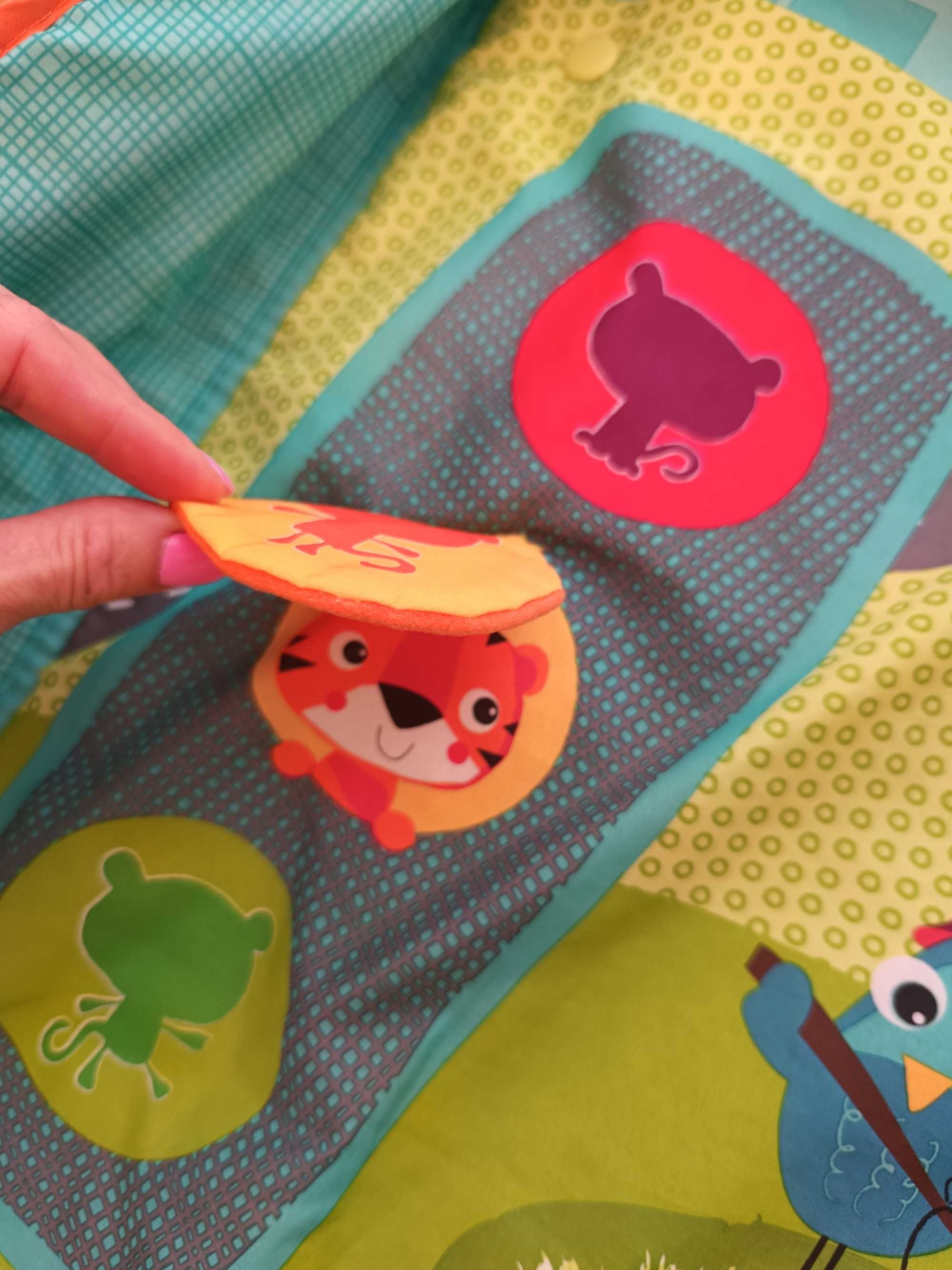 Mata Edukacyjna Interaktywna Kick & Play, Tiny Love; sensoryczna