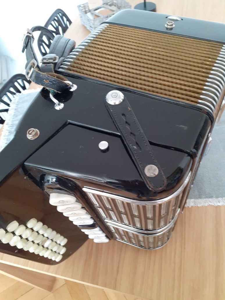 Akordeon Hohner Ouverture V