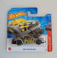 Ford Mustang 2005 Hot Wheels