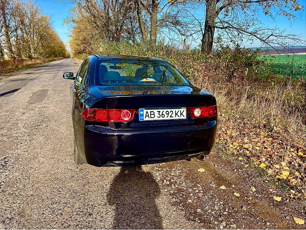 Honda Accord Хонда Аккорд 2.0 2004