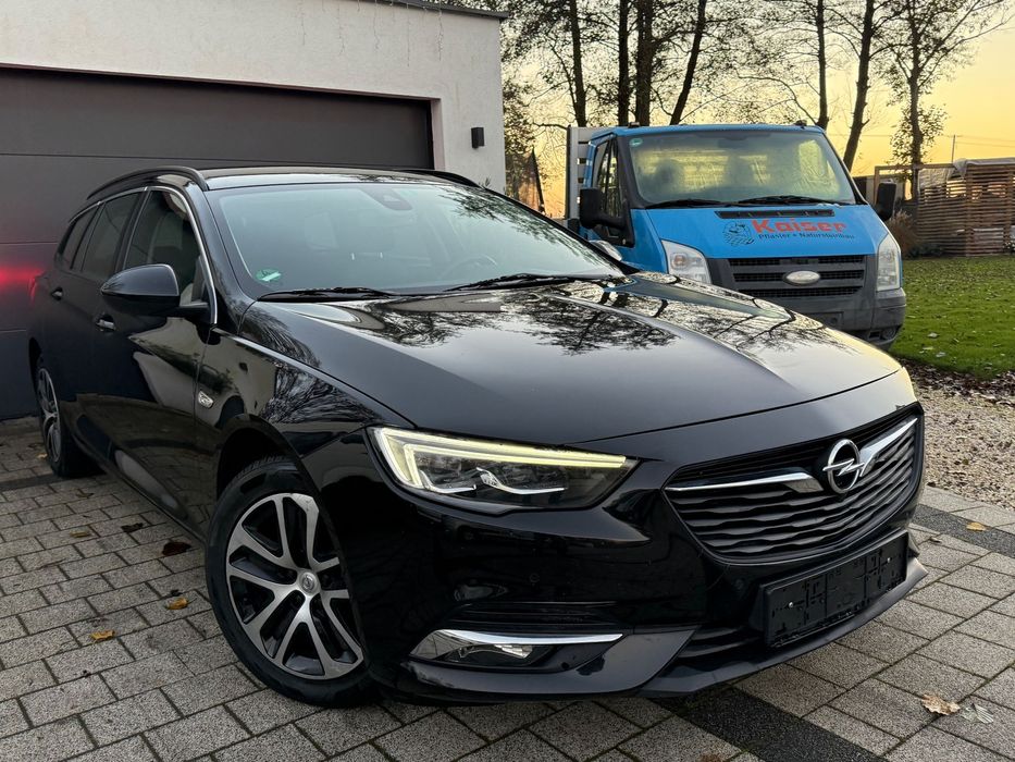 Opel Insignia z Niemiec 1 wlasciciel navi xenon automat serwisowy