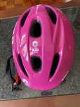 Capacete de menina em bom estado