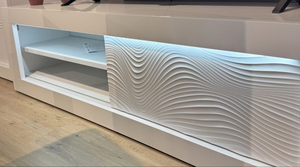 Movel tv c/ iluminacao